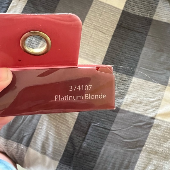 Euronext hair extensions - Picture 5 of 5